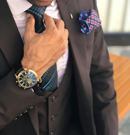 How to Elevate Your Look with One Statement Piece