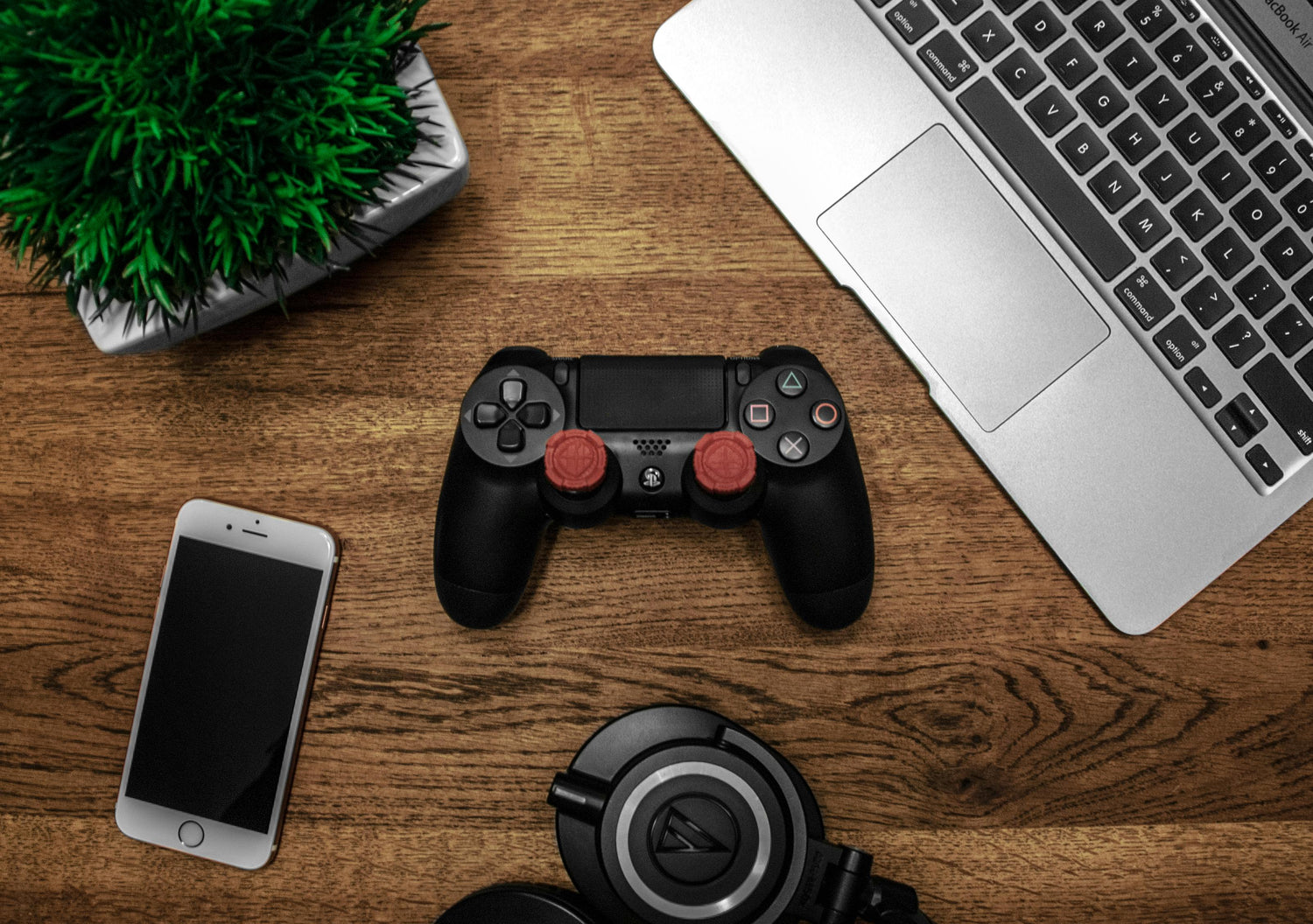 Electronics & Gadgets