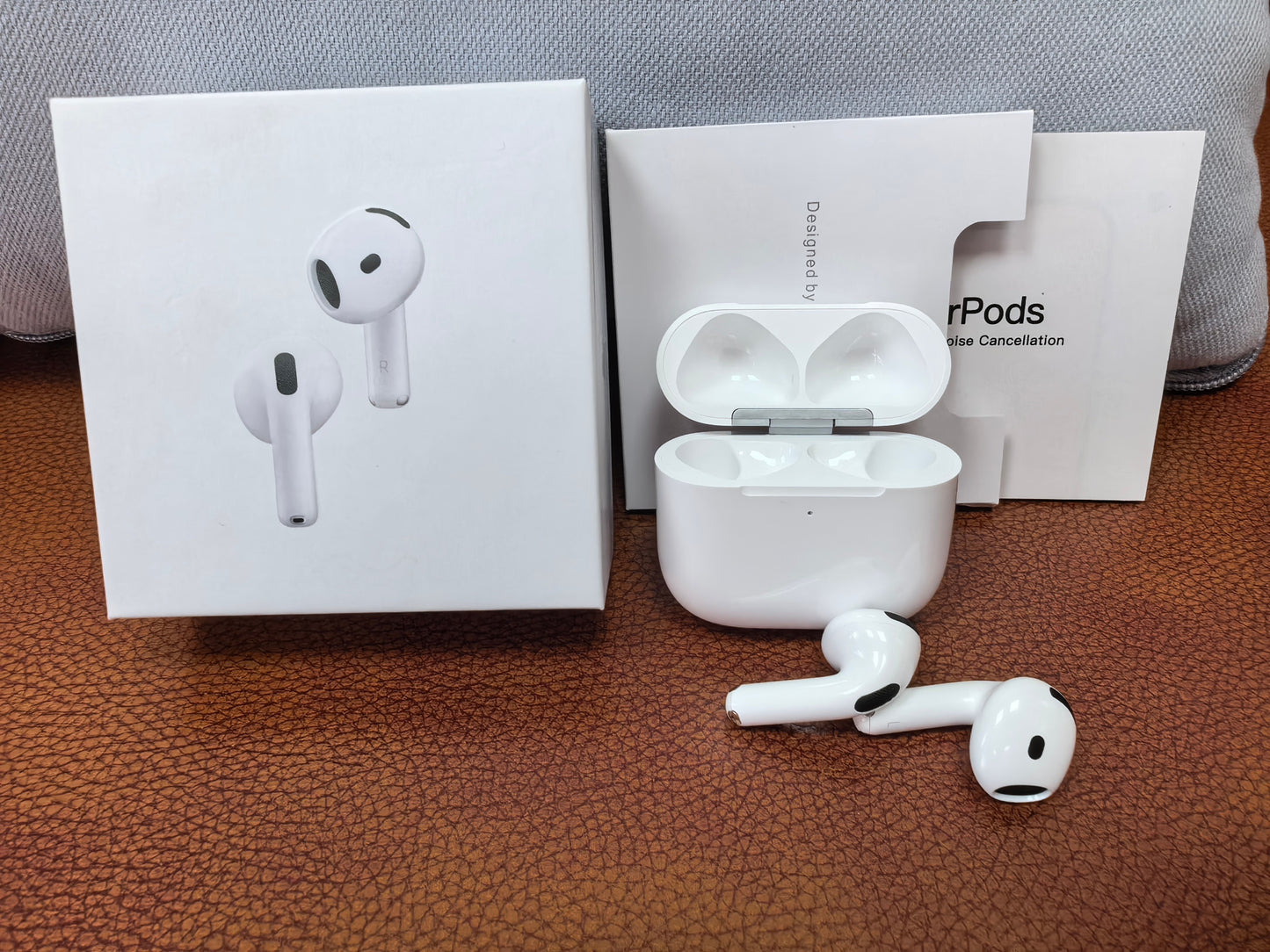 AirPods 4