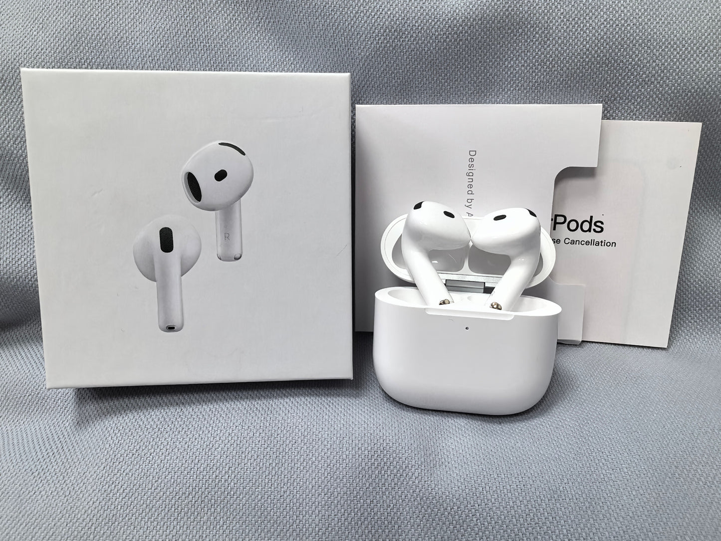 AirPods 4