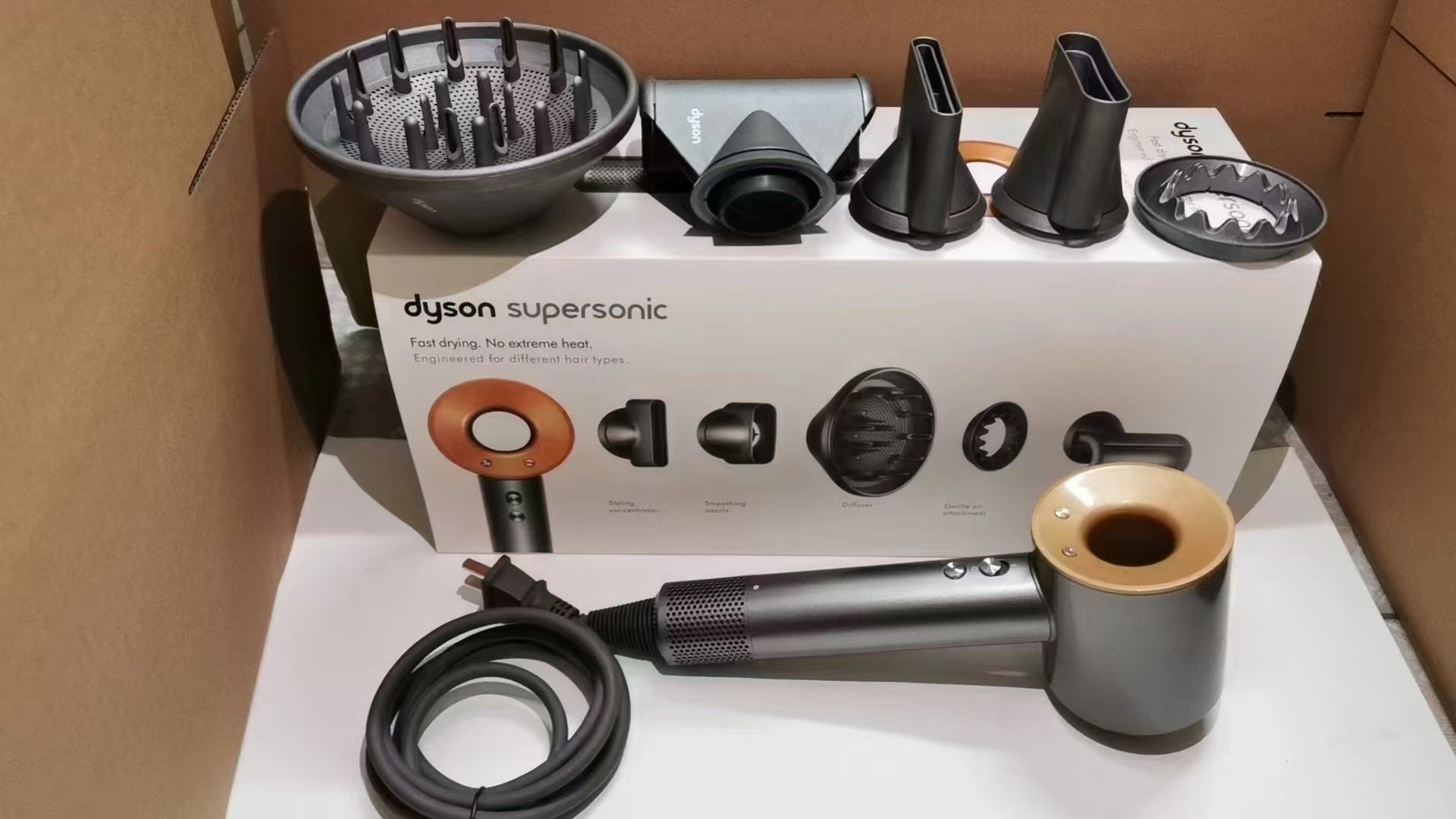 Dyson Supersonic_creamorange
