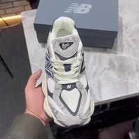 New Balance Sneakers 