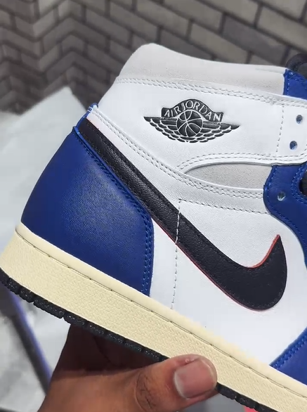 Nike Air Jordan High