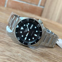 Seiko 5 Sports Automatic Diver – Classic Black Dial